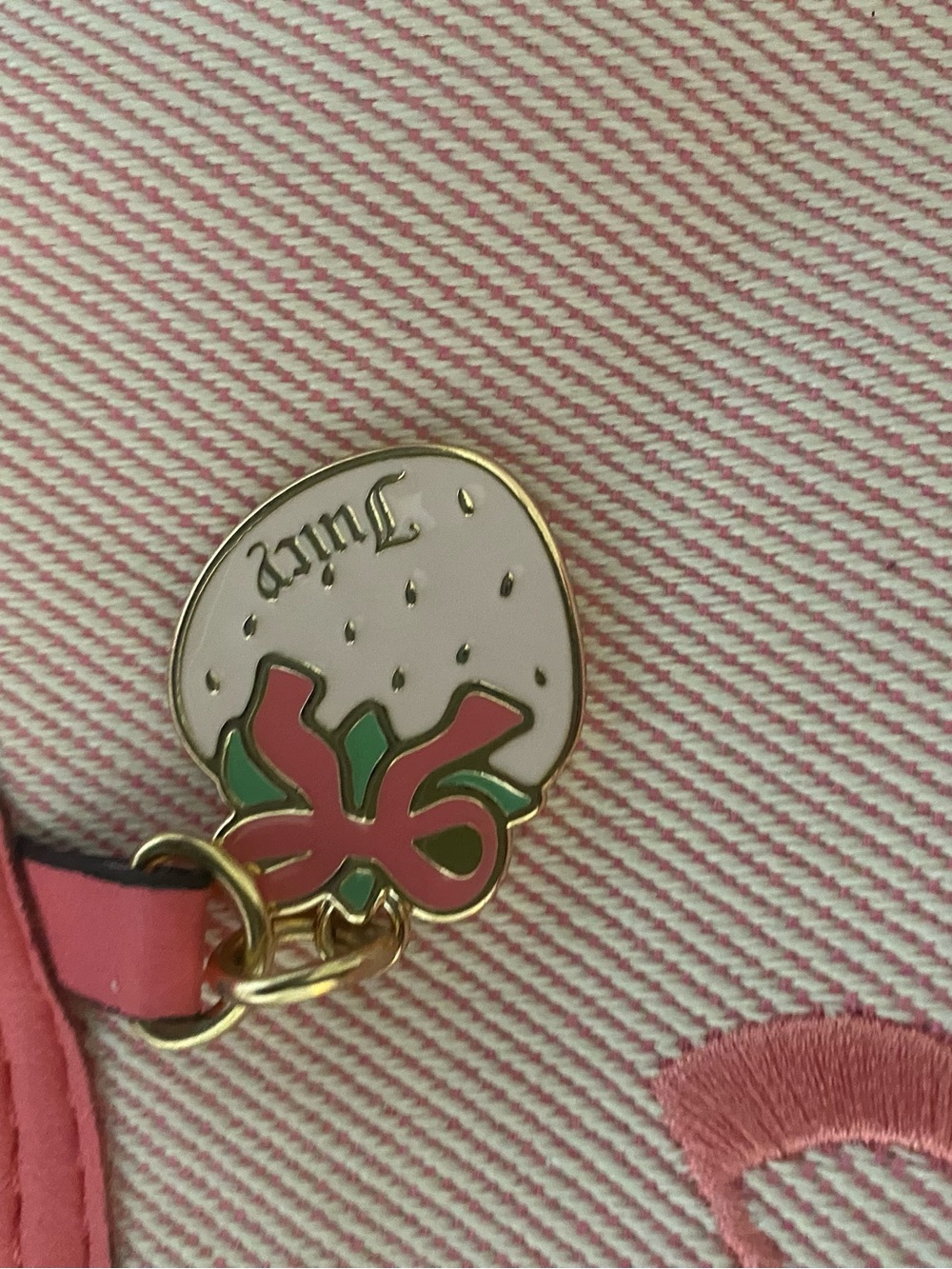 Juicy Couture Light‎ Pink Embroidered Strawberry Shoulder Bag - Picture 7 of 13
